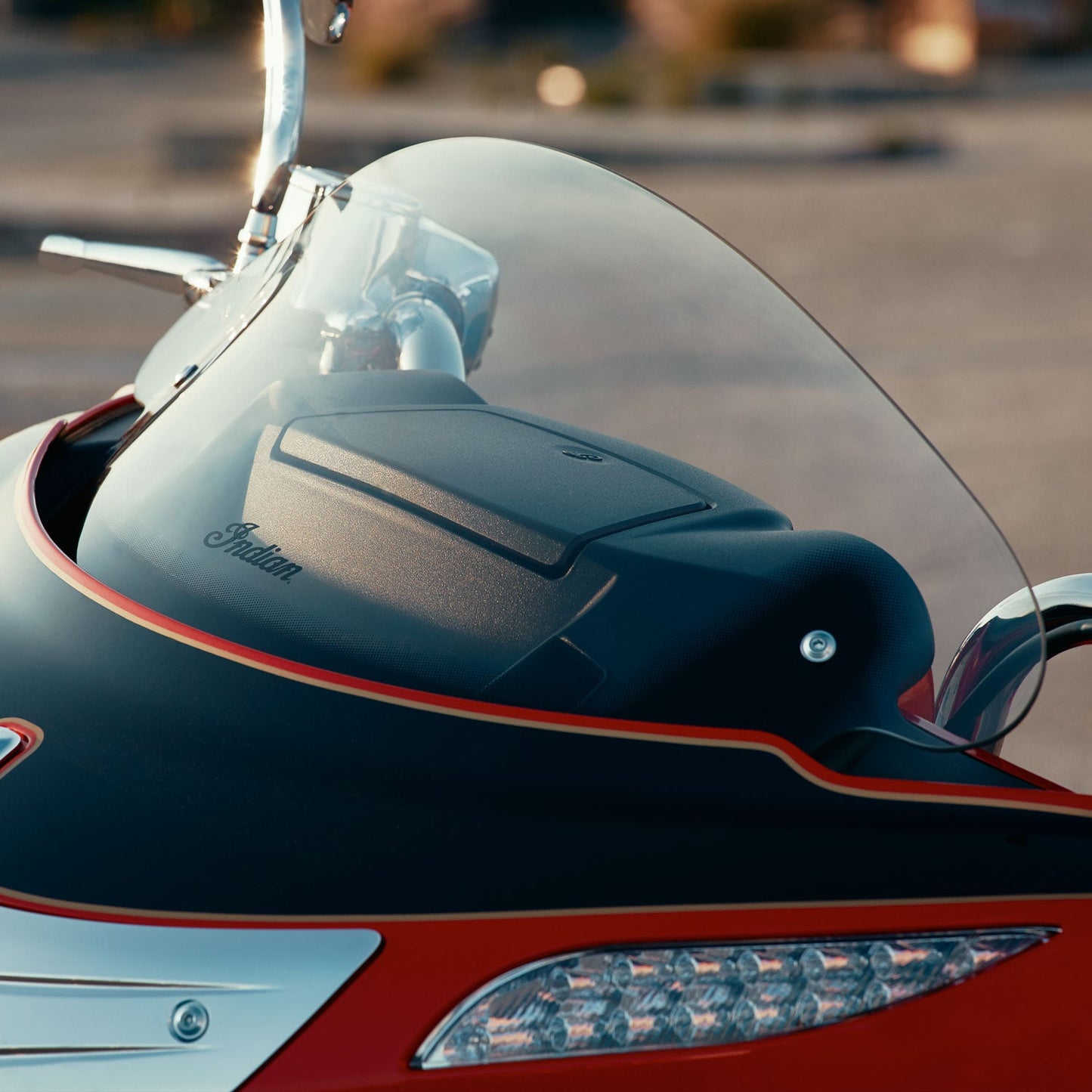 Polycarbonate 13.7 in. Flare™ Windshield -Tinted
