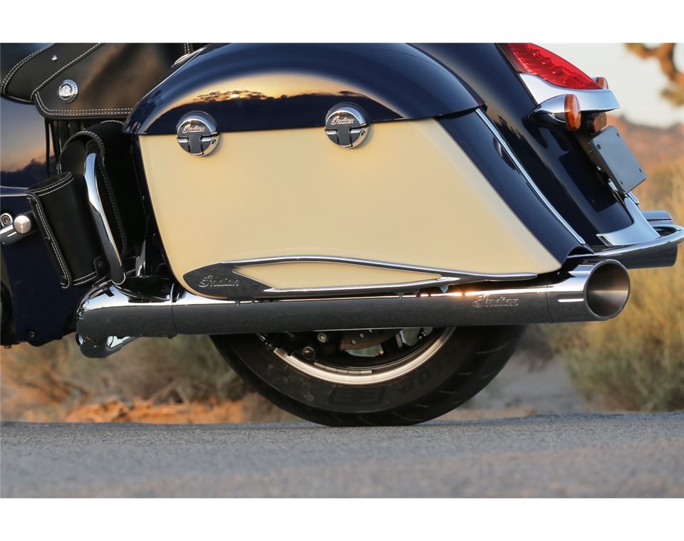 Pinnacle Saddlebag Protector Rail in Chrome, Pair